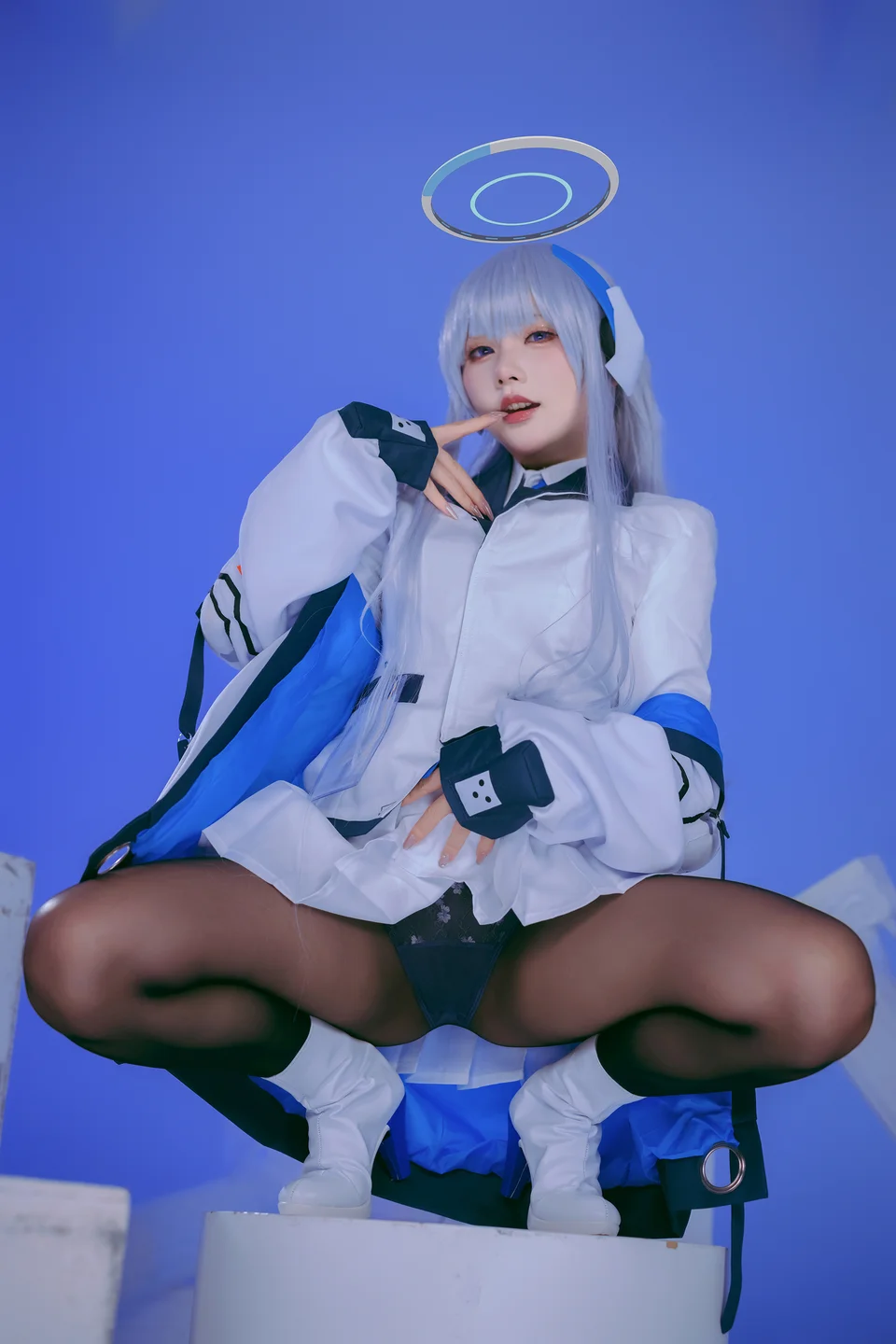 是一只熊仔吗_No_037_蔚蓝档案·潮乃亚_100P_273MB tg@simisebaisi 【丝足阁】005.webp